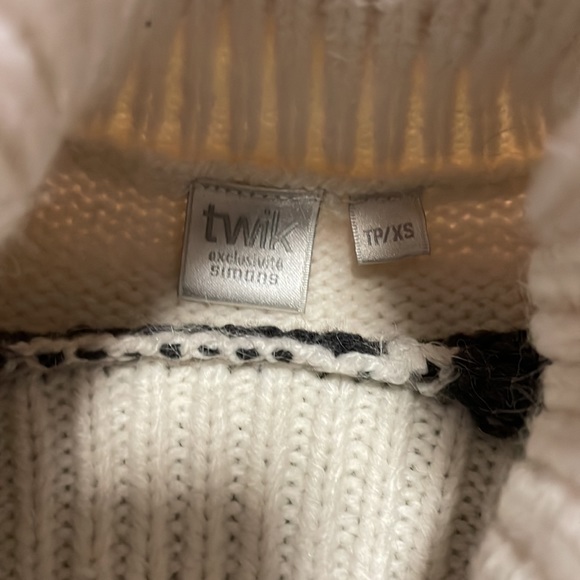 Twik knit sweater - Picture 3 of 8